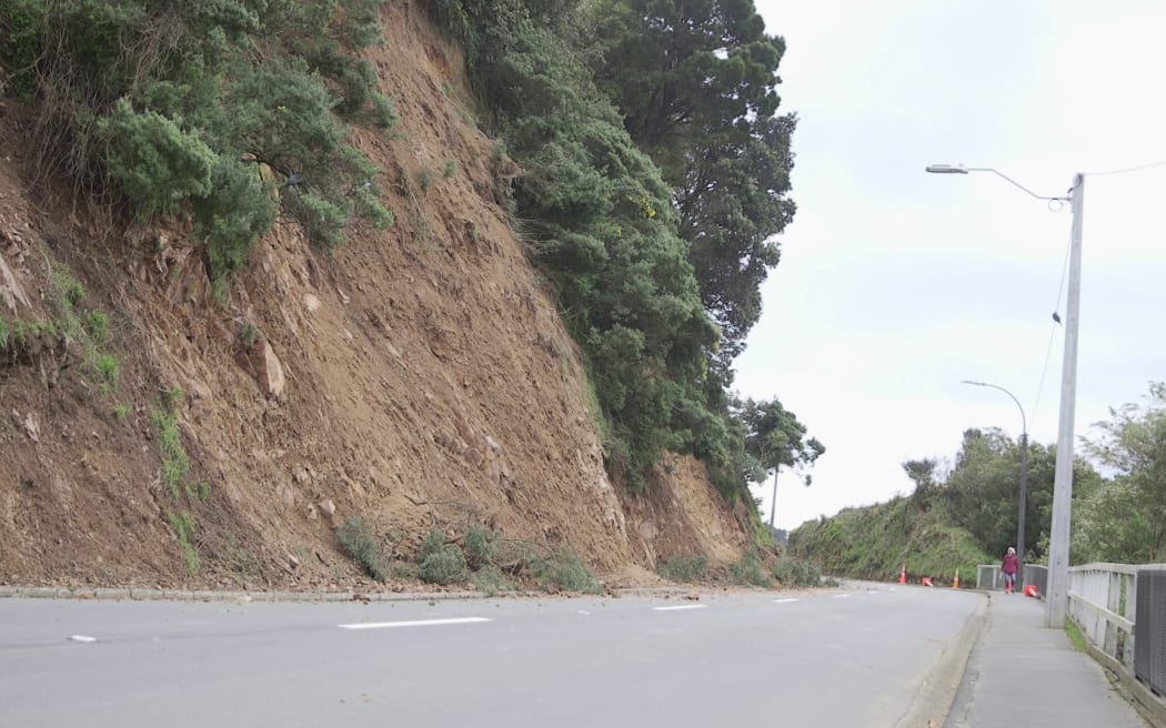 Karori slip