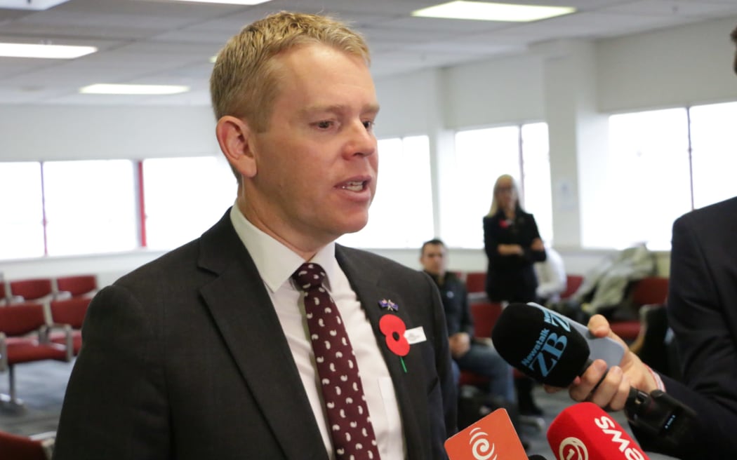 A blimmin' good day for Kiwis living in Australia' - Hipkins on citizenship changes | RNZ News