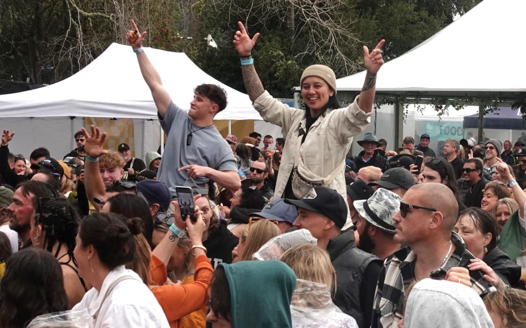 Festival kicks off summer in Bay of Islands RNZ News