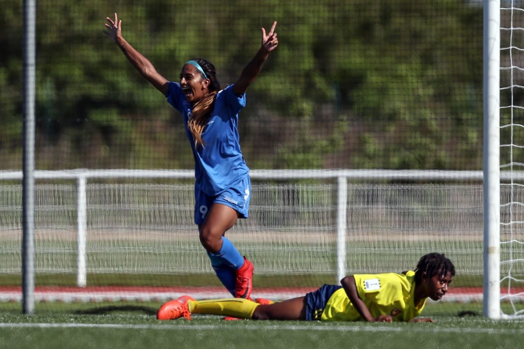 First Fijian woman to play pro football hopes it opens doors RNZ