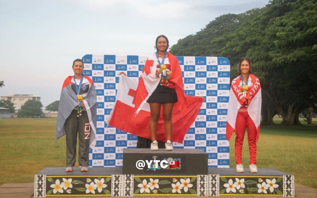 Pacific Games 2023: Tongan teenage golfer Alexis Vakasiuola scoops gold