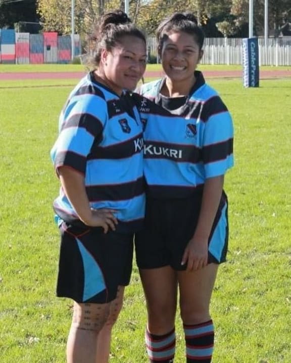 Olalini Tafoulua (r) playing alongside her mum, former Manusina player Sosefina Petelo, in club rugby for Auckland Marist.