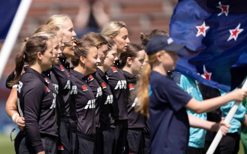 The White Ferns stand for the national anthem