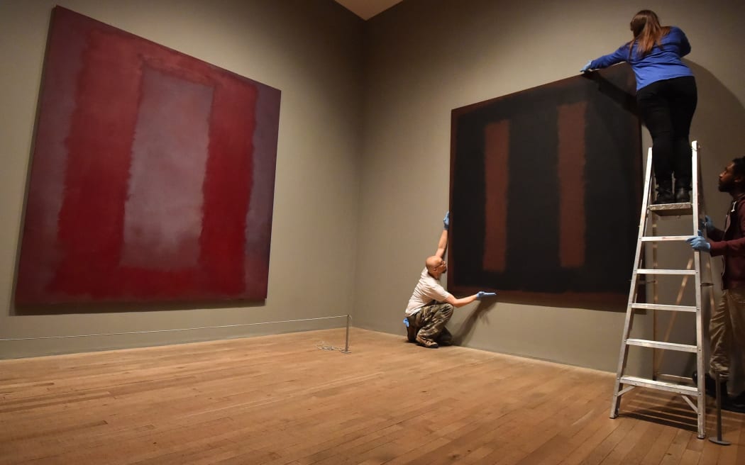 Vandalised Rothko work back on show | RNZ News