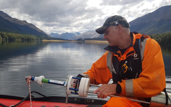 Marcus Vandergoes in South Mavora Lake - Southland. Supplied Cawthron Institute_