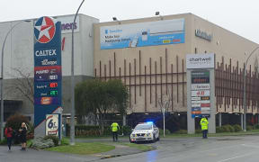 Chartwell Mall in Hamilton has been closed to the public as police attend an incident on 6 August, 2020.
