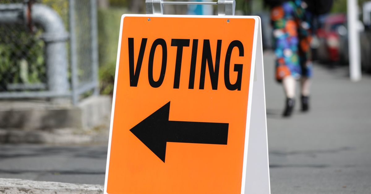 resident-visa-holders-voting-eligibility-info-clarified-on-vote-nz