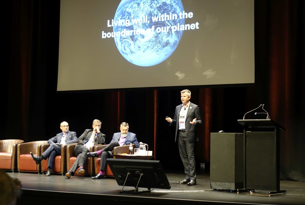 Hamish Reid of Synlait speaks at the Asia Pacific Energy Leaders' Summit, 1 November 2018, Te Papa, Wellington.