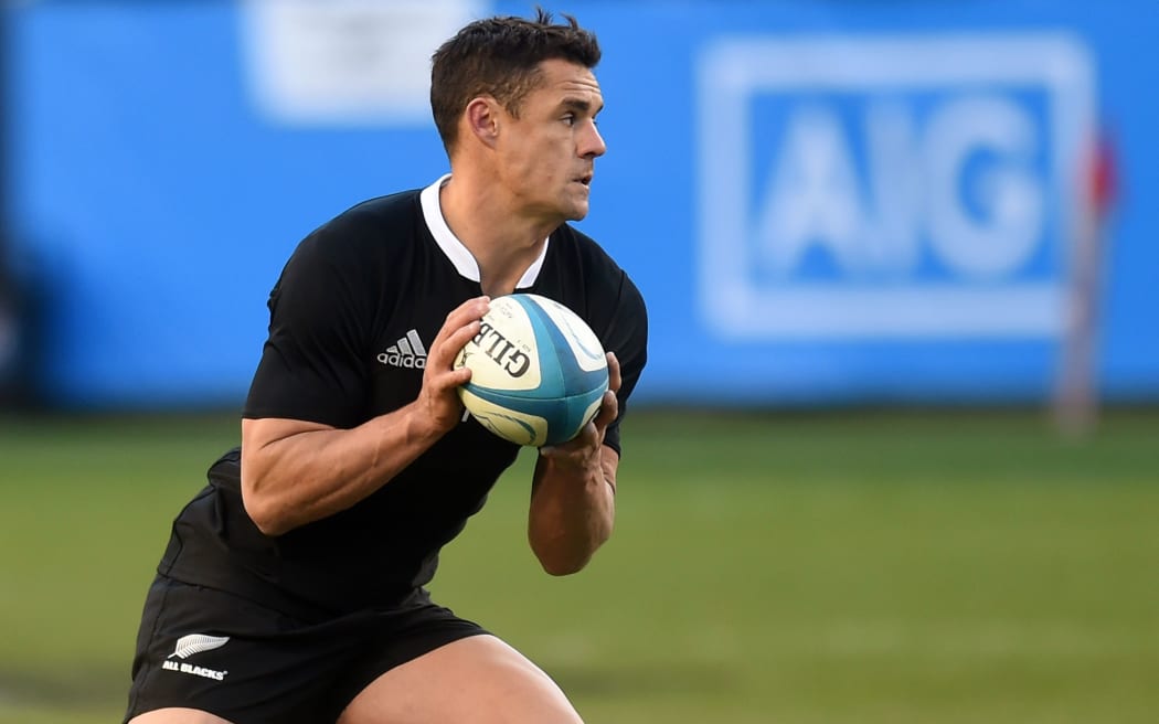 Dan Carter in action against the USA
