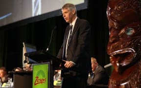 Zespri chief executive Lain Jager speaking at the kiwifruit marketer's 2015 AGM.