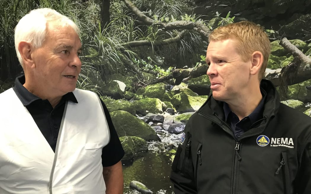 Northland Civil Defence Group controller Graeme MacDonald (left) and Prime Minister Chris Hipkins at Northland Regional Council in Whangārei.