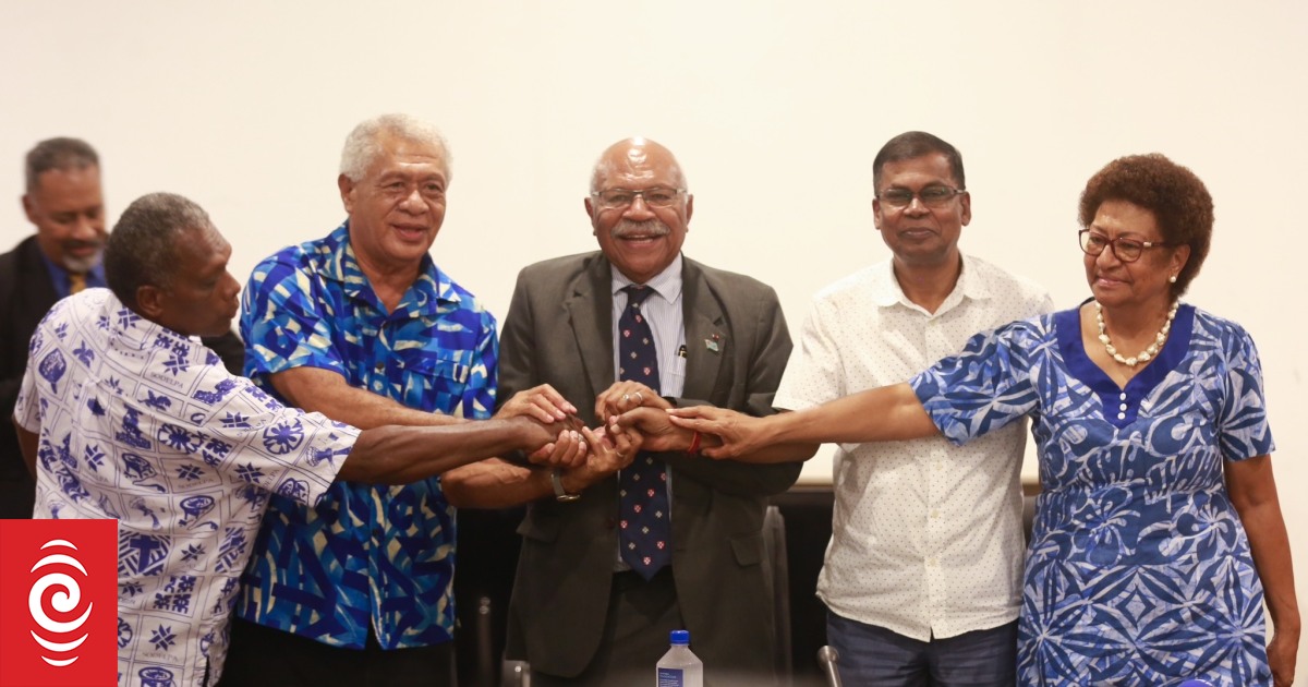 Photo of Un nouveau chapitre pour les Fidji – Rabuka à la tête de la coalition