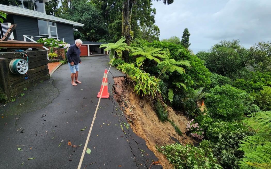 Weather wrap day four: Red warning for Northland, Coromandel Peninsula, and parts of Auckland | RNZ News