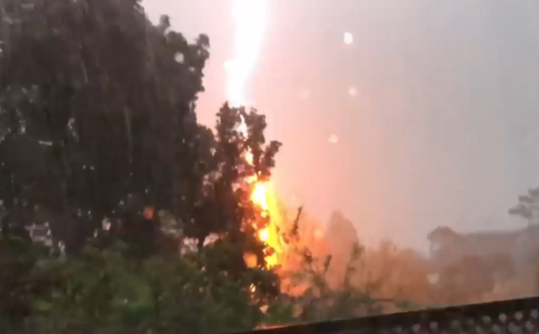 One woman on social media posted a video of the lightning hitting Auckland this morning.