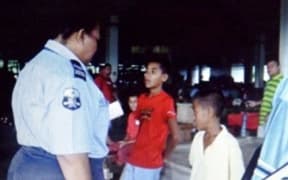 Samoa police check on truant children