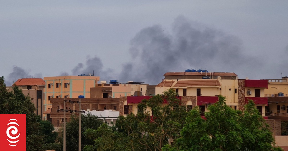 استمرت الضربات الجوية في العاصمة السودانية رغم تمديد وقف إطلاق النار
