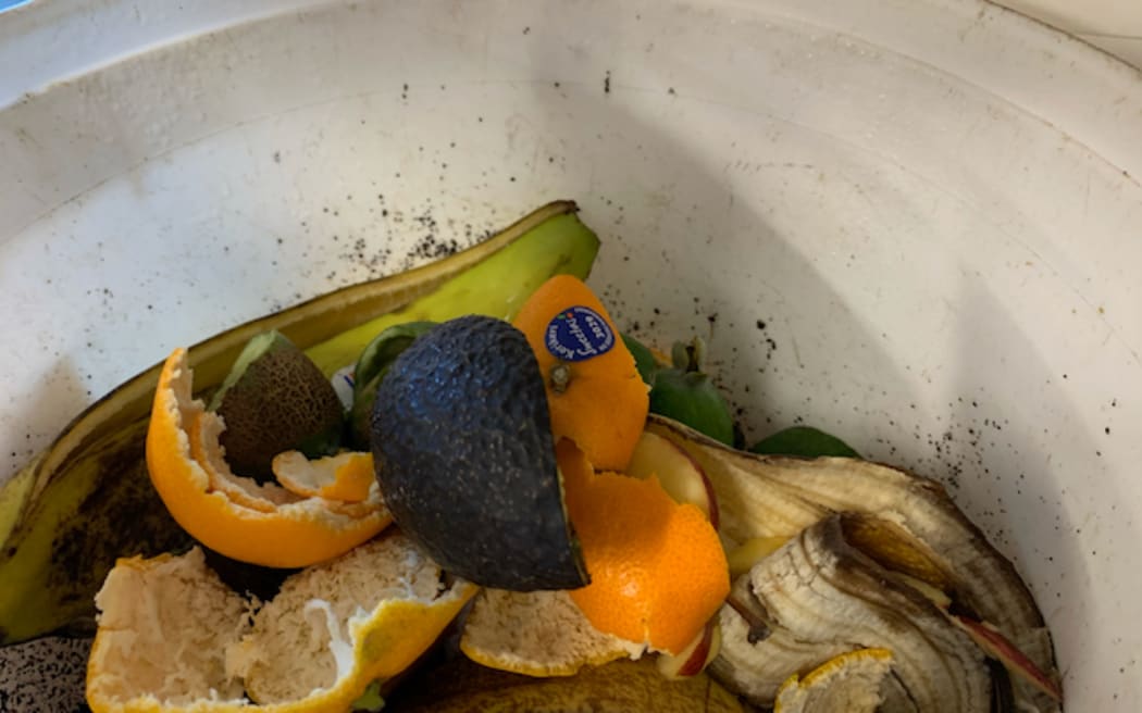 New nationwide recycling and food scraps strategy unveiled | RNZ News