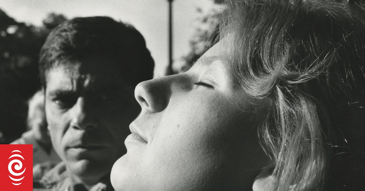  La Jetée / Sans Soleil (The Criterion Collection) [DVD