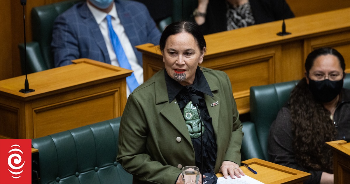 Nats need to 'go back to school' over bilingual sign criticism - Māori Party - Vimarsana News