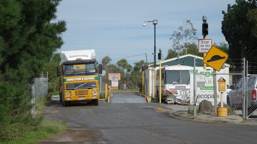 Demolition dumping leaves Christchurch residents in the dust RNZ News