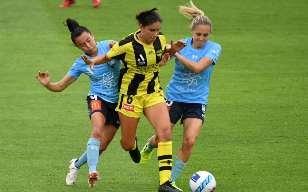 Phoenix Isabel Gomez in action during the A-League Women's match against  Sydney FC.