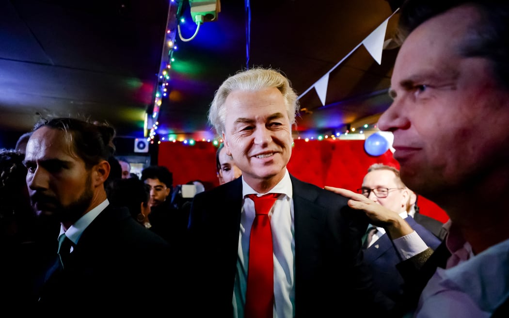 El líder del PVV, Geert Wilders, reacciona ante los resultados de las elecciones a la Cámara de Representantes en Scheveningen, Países Bajos, el 22 de noviembre de 2023.