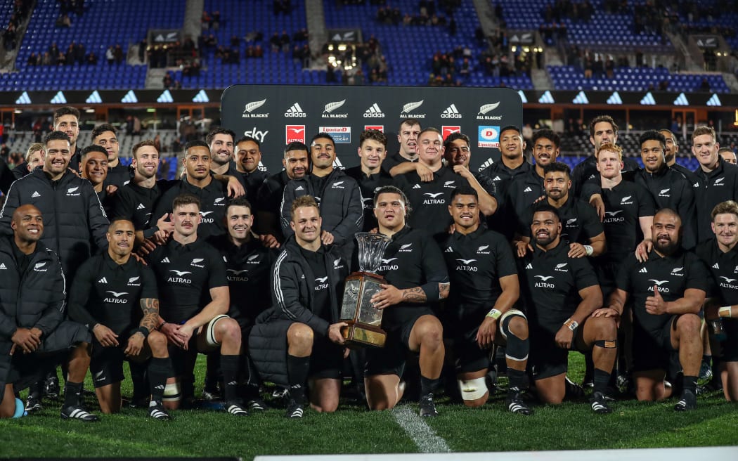 New Zealand celebrate their win over South Africa at Go Media Stadium Auckland.