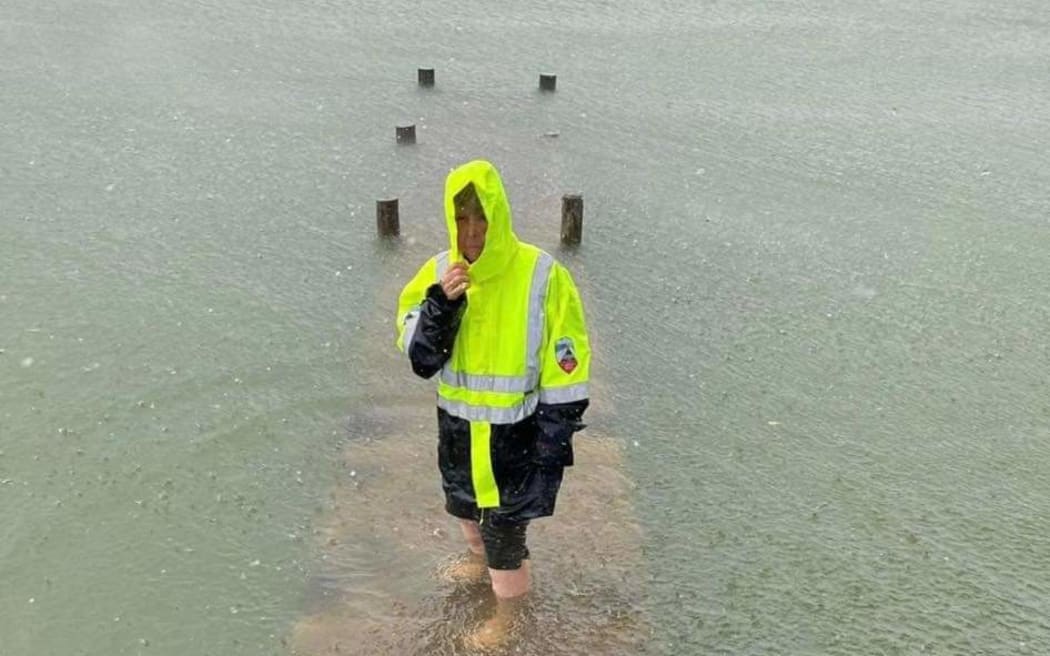 At the Onerahi ramp in Whangārei with about an hour to go till high tide.