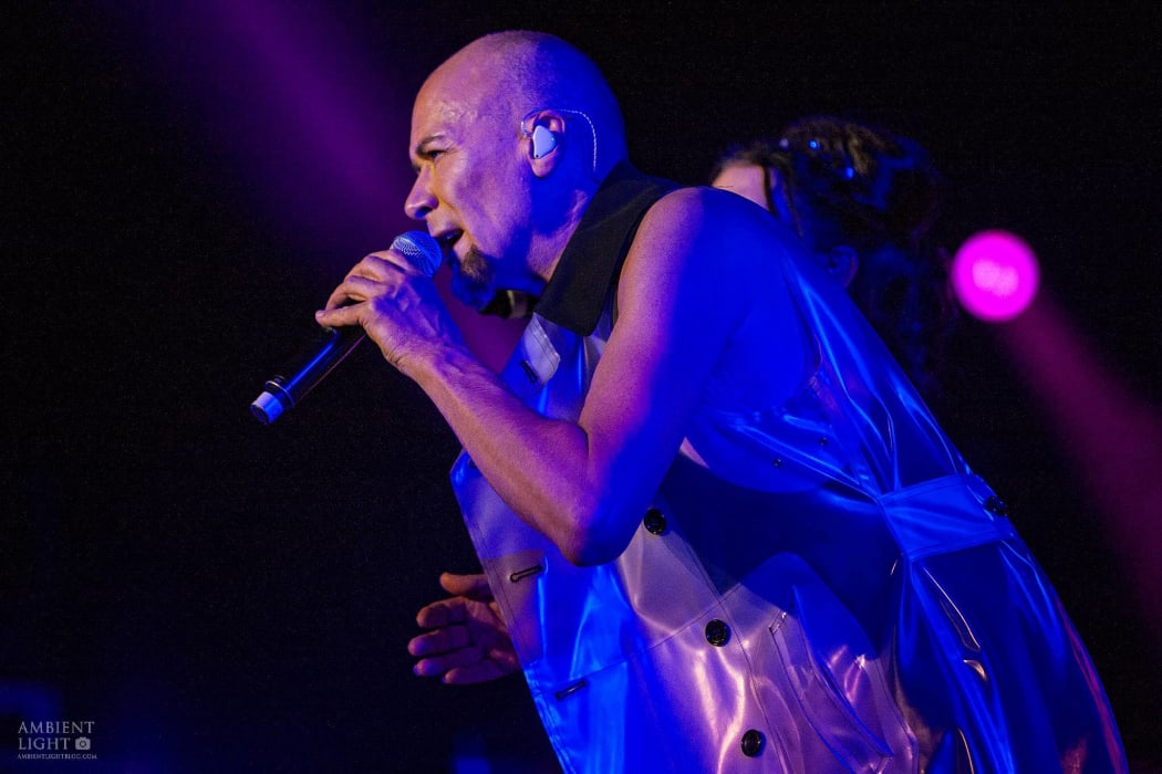 REVIEW Synthpop bands Human League and Pseudo Echo make electric