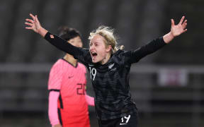 Paige Satchell celebrates her goal against South Korea, 2021.