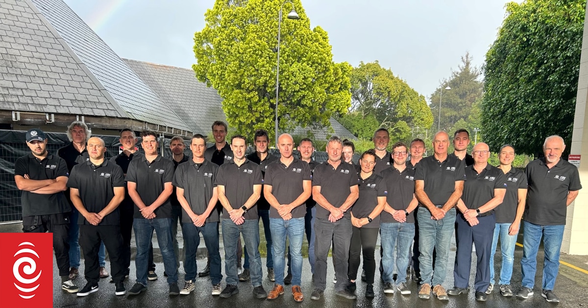 More NZ firefighters off to help with Canada wildfires - Vimarsana News