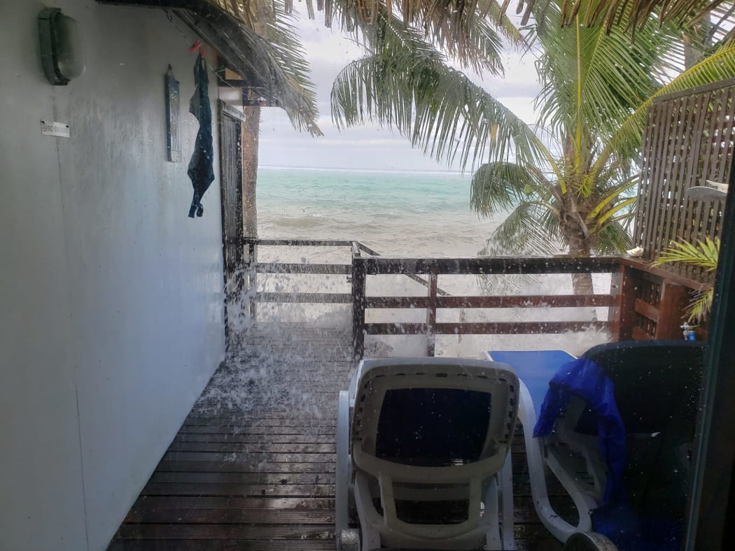 Turyści dotknięci trudną pogodą na wyspach Pacyfiku