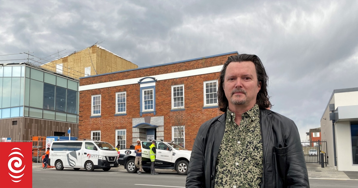 'Incredibly wasteful': 1936 brick building to be torn down for car park - Vimarsana News