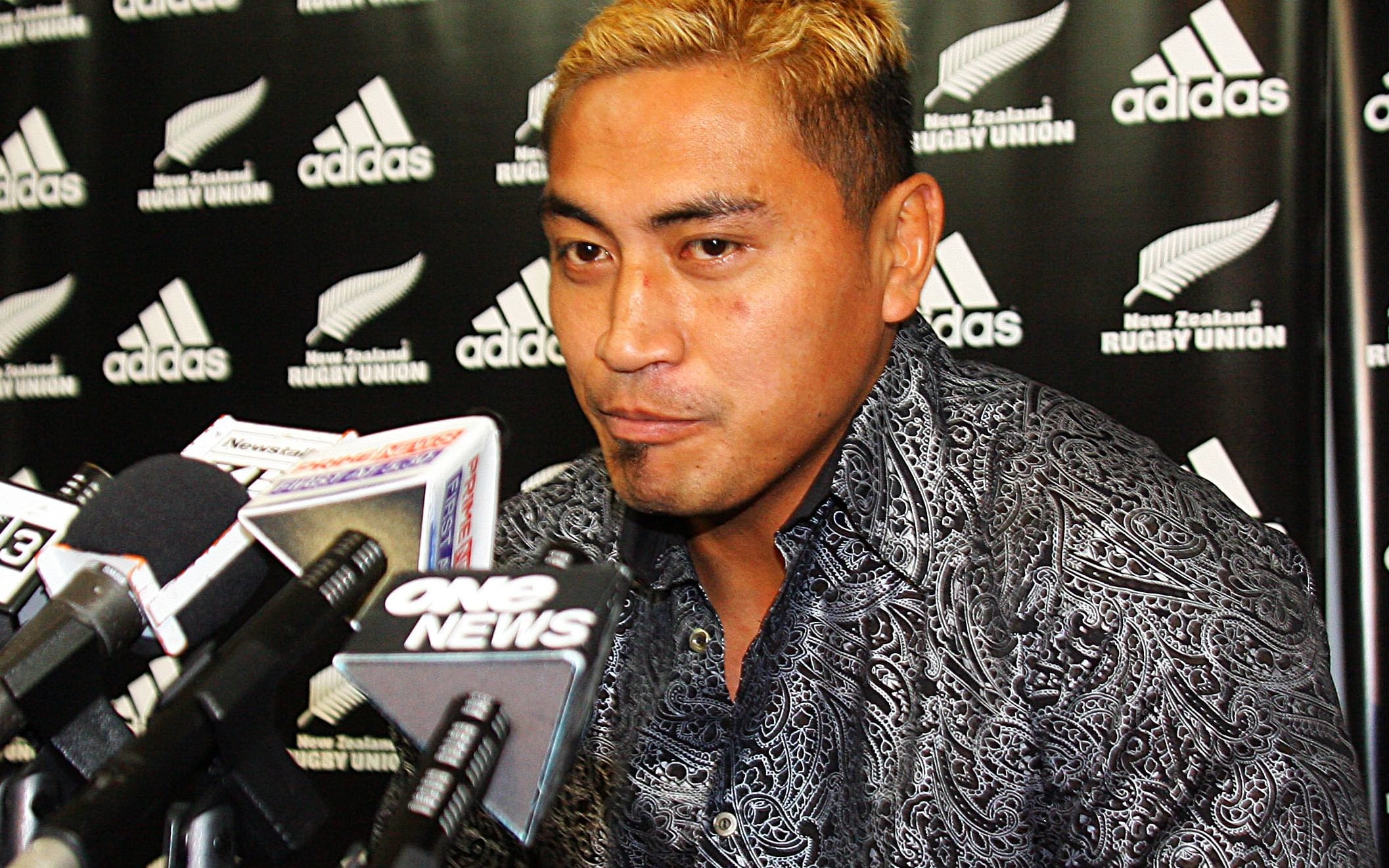 Jerry Collins announces his retirement from first-class rugby in 2008.