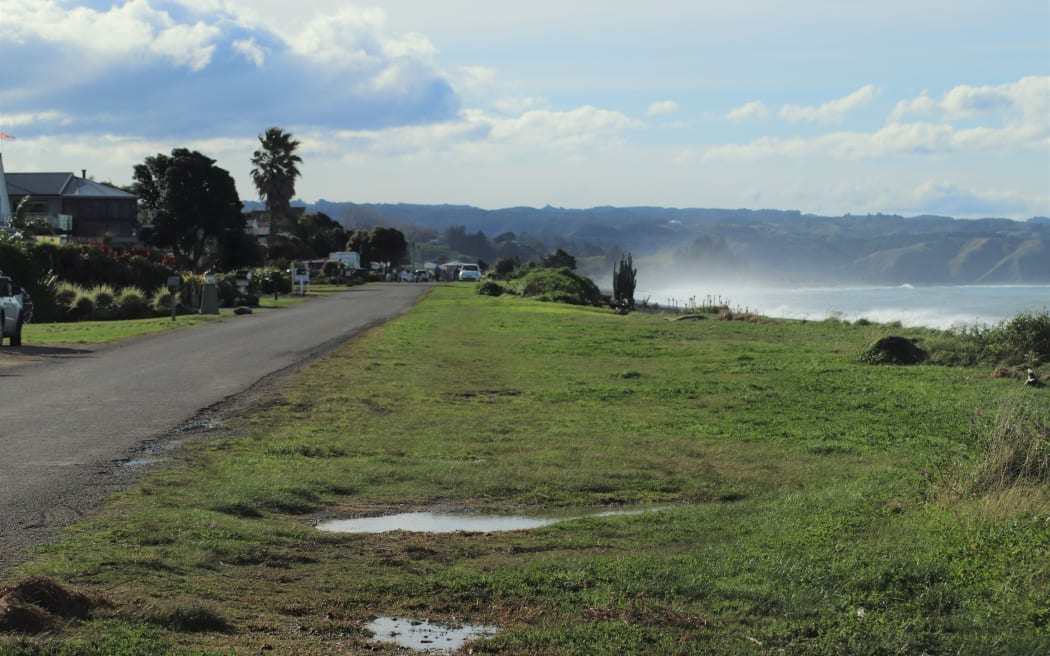 Coastal erosion could see 100 Hawke's Bay properties go in 20 years report RNZ News