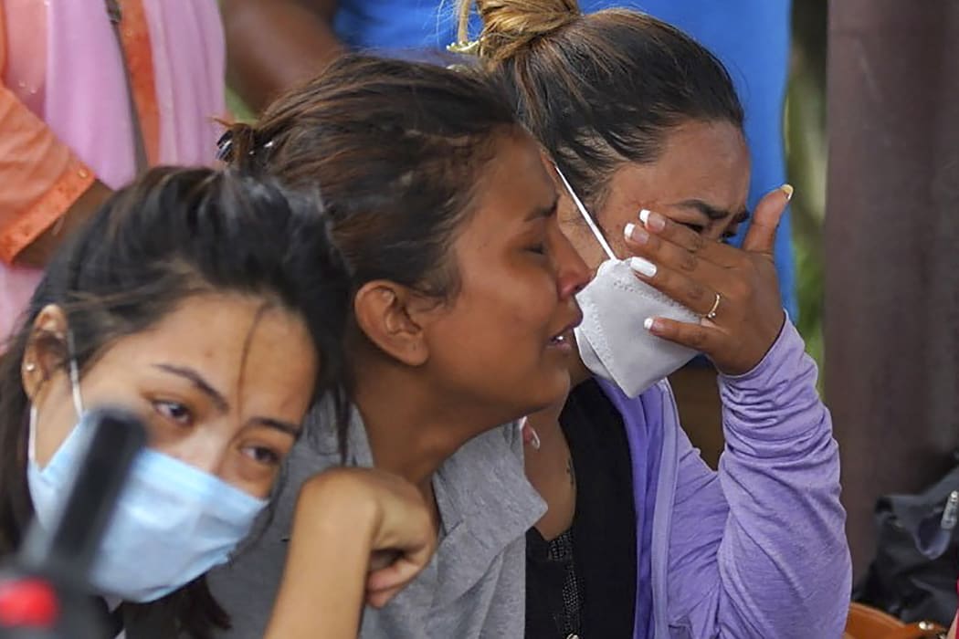 Desaparece avión de Nepal con 22 personas a bordo