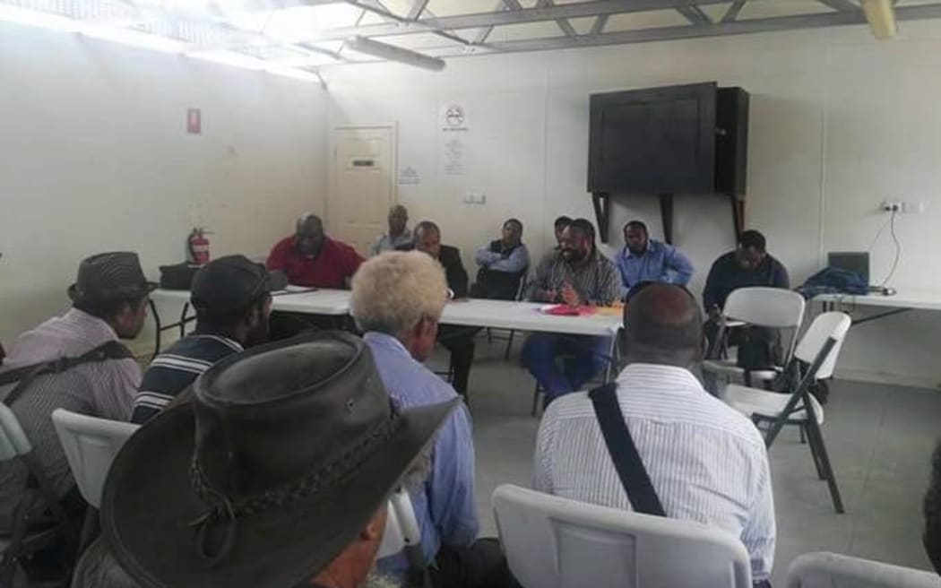 Hela landowners meet with Mineral Resources Development Company officials in Papua New Guinea.