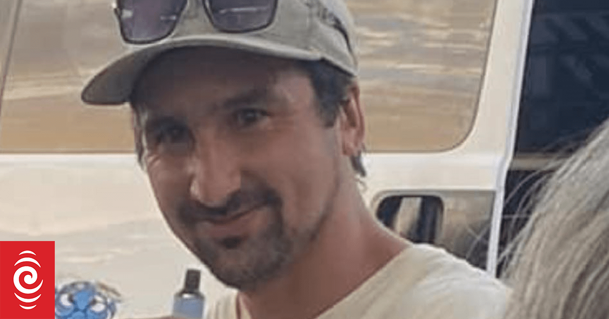 Michael MacGregor search hampered by poor weather - Vimarsana News