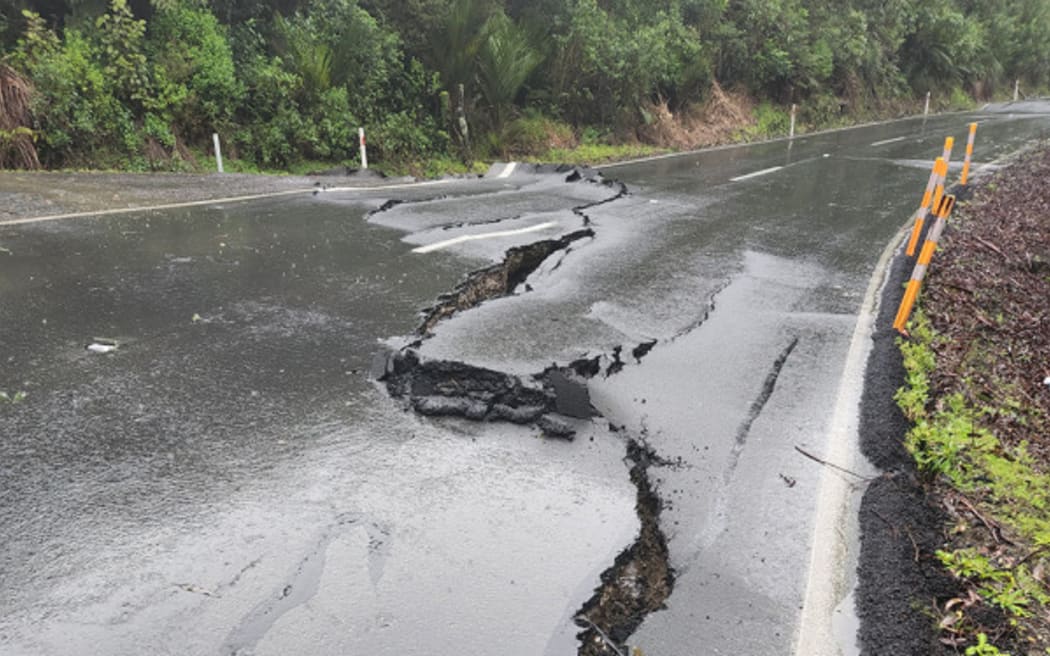 Damage on SH1 through Mangamuka Gorge.