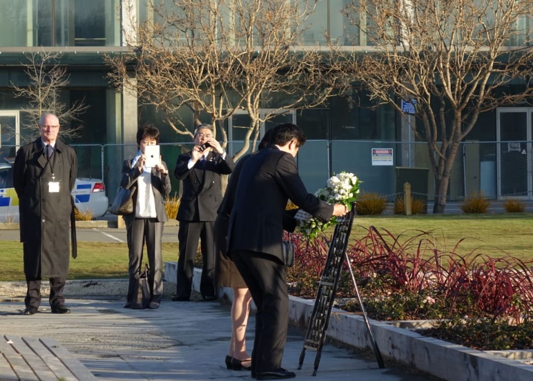 Shinzo and Akie Abe laid a wreath for victims of the CTV collapse.