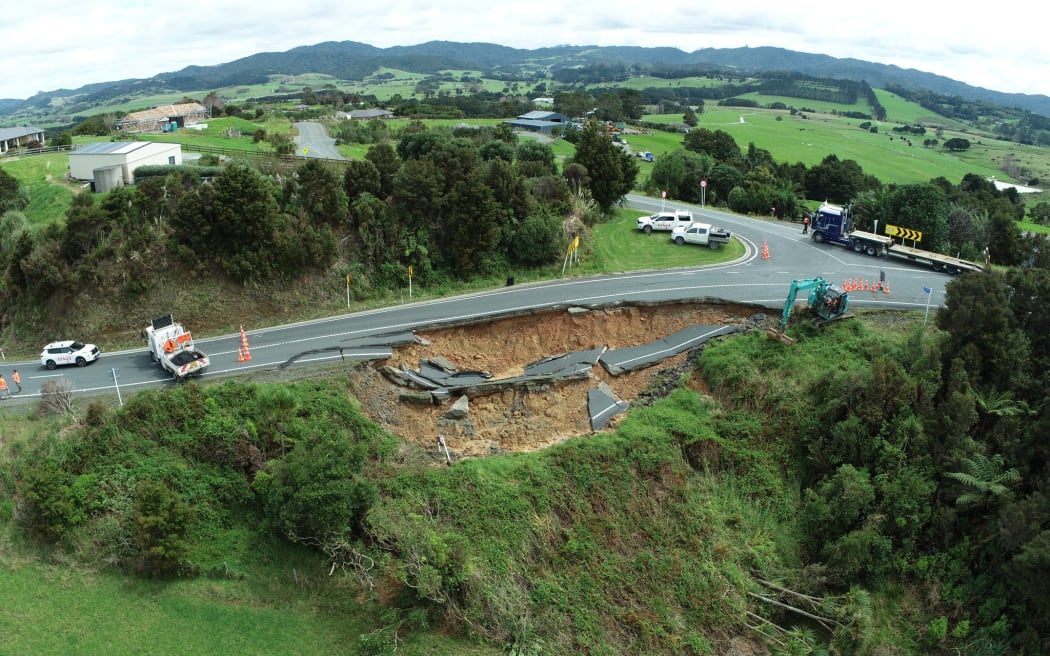 A slip on Kaiwaka-Mangawhai Rd near Hilltop Rd.