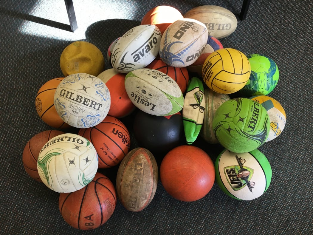 REPLAY an association that donates secondhand sports equipment to