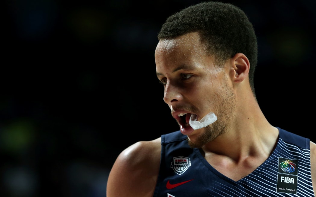 Stephen Curry playing for the USA, 2014