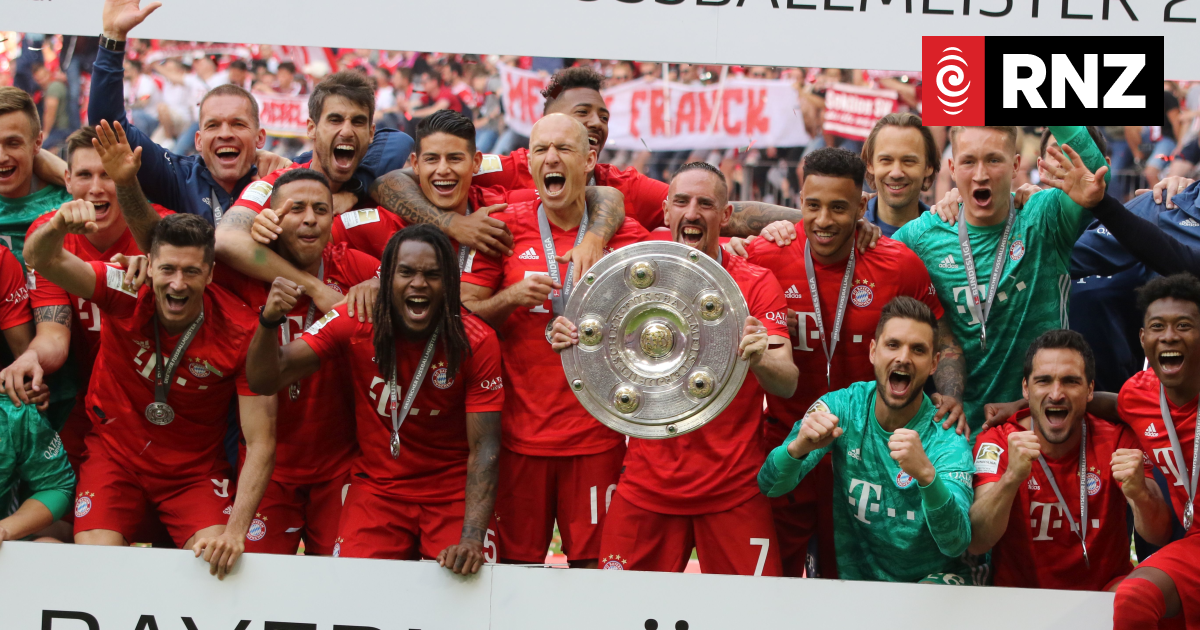 Borussia Dortmund draw hands German title to Bayern Munich - Vimarsana News