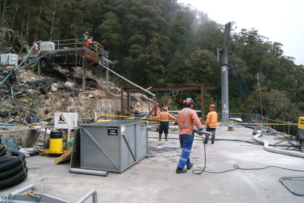 Solid Energy crew on the Pike River mine vent shaft platform.