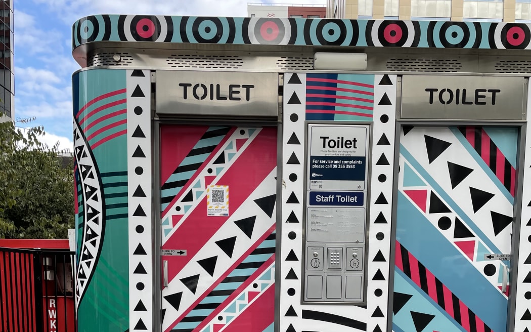 Why do i need to pee more in the cold rnz news