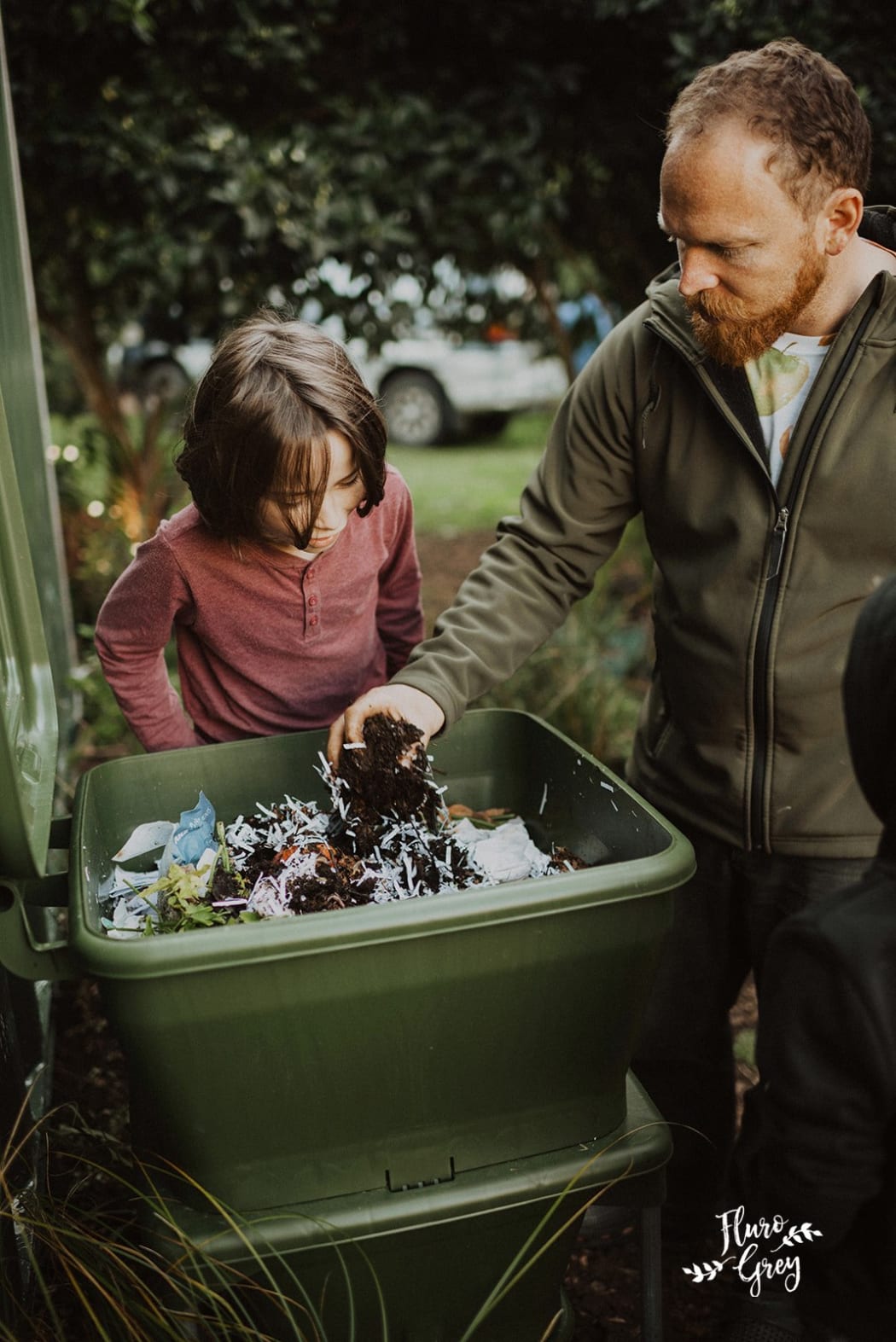 Why Waste tackling food waste with subscriptionbased worm farms RNZ News