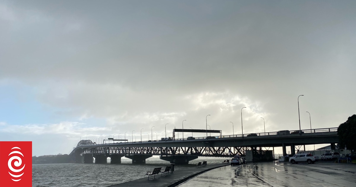 Northland could see 110kph winds, Auckland Harbour Bridge under alert - Vimarsana News