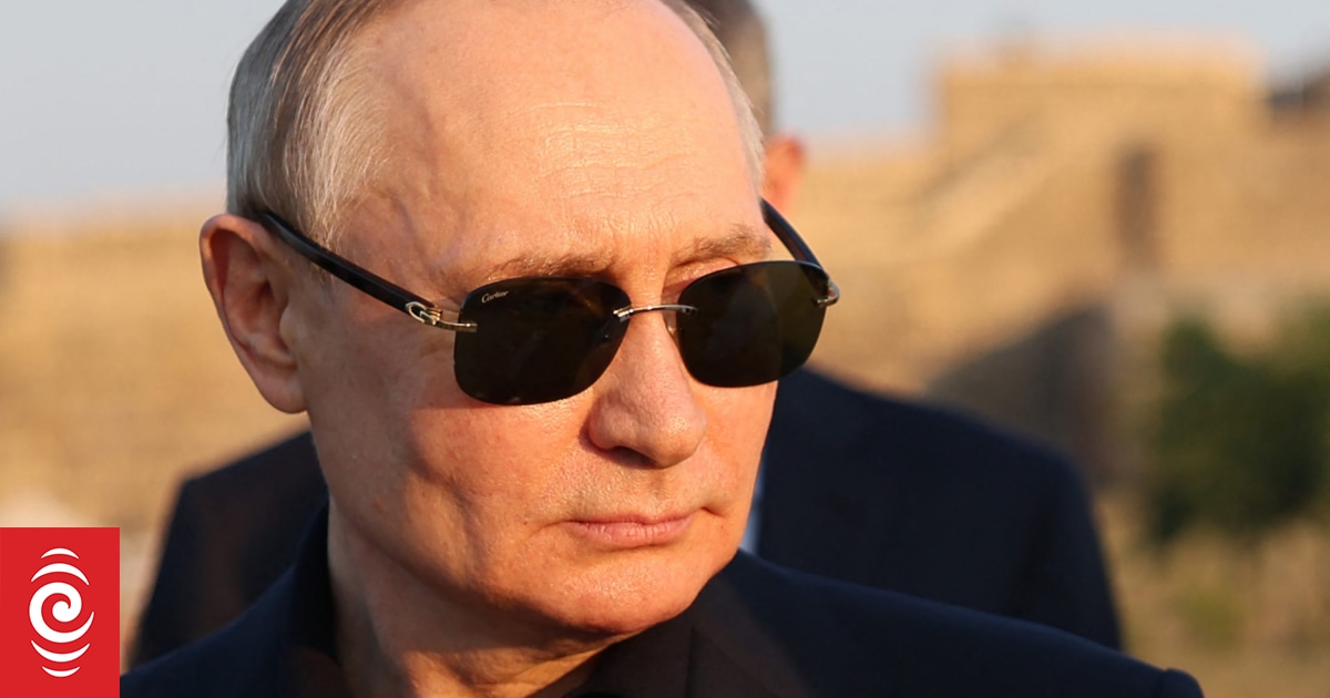 Vladimir Putin faced an unprecedented challenge to his authority. What could his eventual end look like? - Vimarsana News