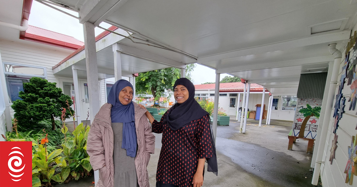 School offers shelter for Muslims migrants affected by Auckland floods